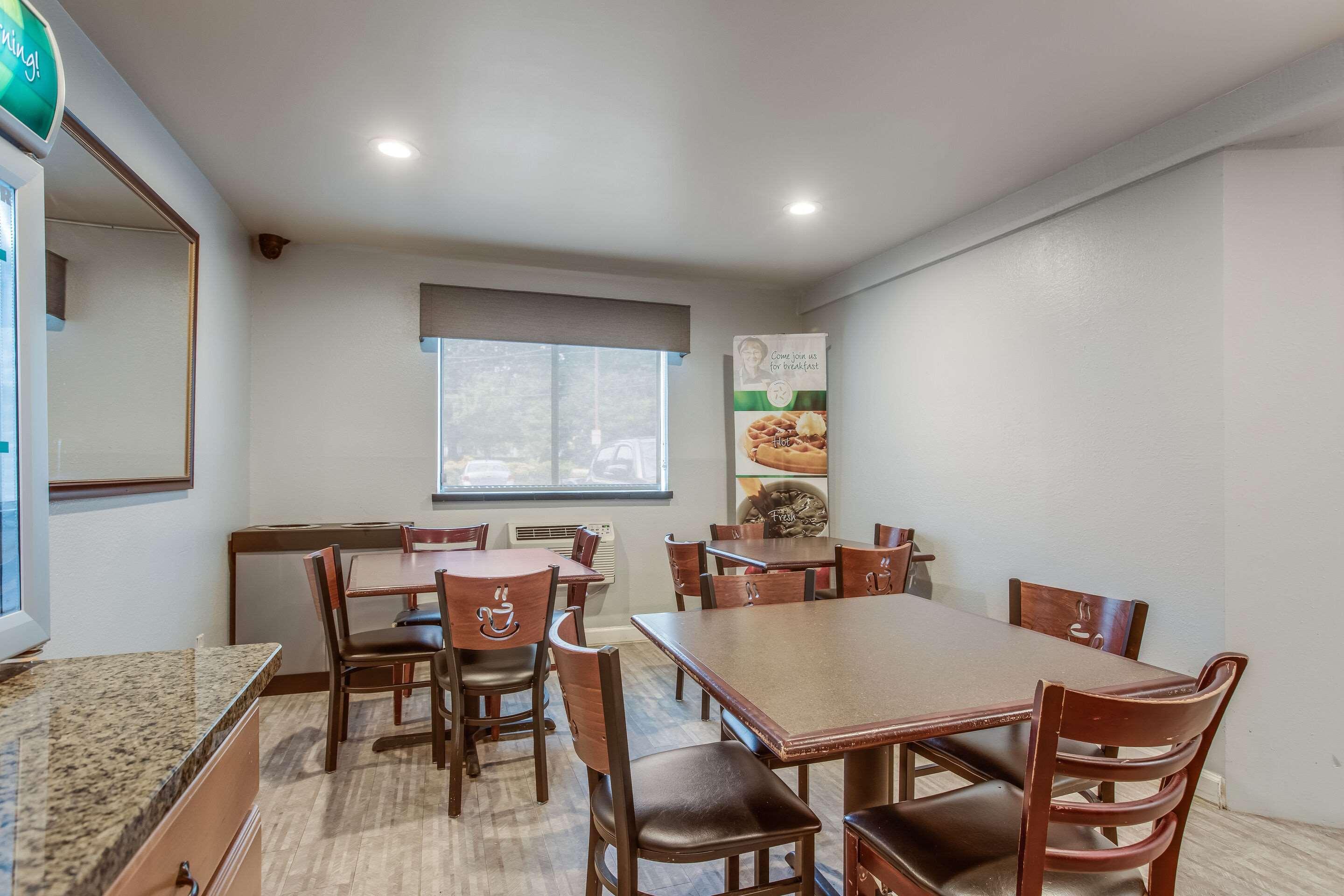 Quality Inn Atlanta Airport-Central College Park Ngoại thất bức ảnh